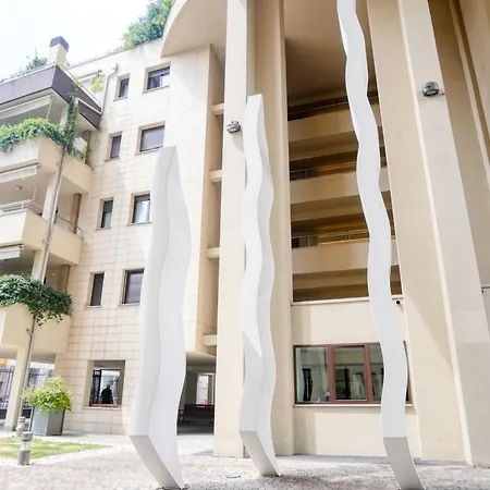Citylife Prime Studio - In Front Of The Shopping District With Big Terrace And Gym *
