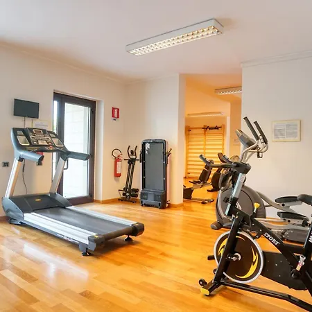 Daire Citylife Prime Studio - In Front Of The Shopping District With Big Terrace And Gym *