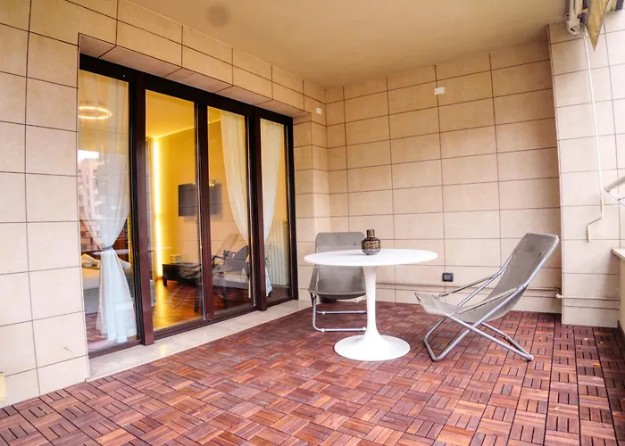 아파트 Citylife Prime - In Front Of The Shopping District With Big Terrace And Gym *